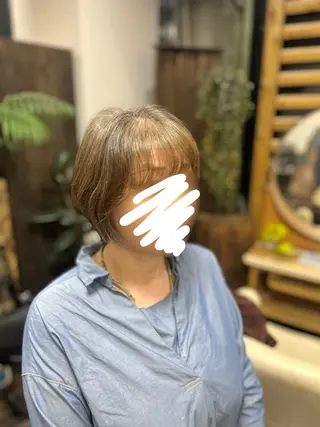 ショート assemblage 江川羽南のヘアスタイル