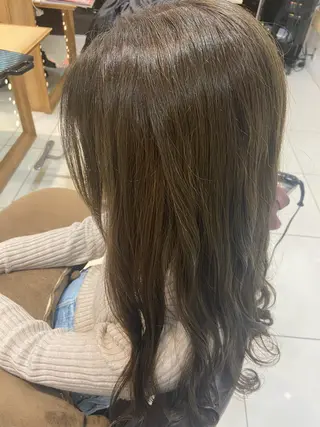 セミロング カラー なつな/ 透明感カラーのヘアスタイル