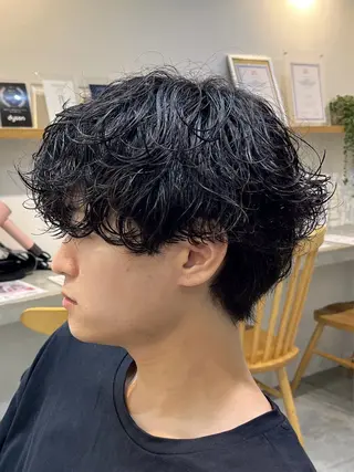ショート パーマ メンズ センターパート職人 柏/メンズ/ ハルキのヘアスタイル