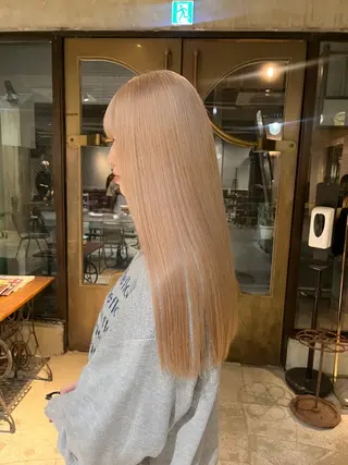 ロング カラー 似合わせベージュ 🍯ayumi🍯のヘアスタイル