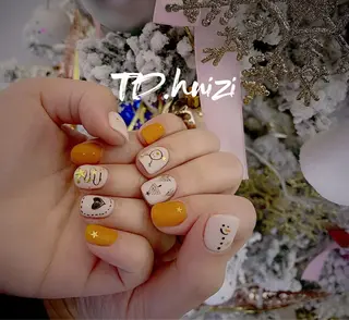 ショート めぐみのネイルサロン スタッフ練習のネイルデザイン