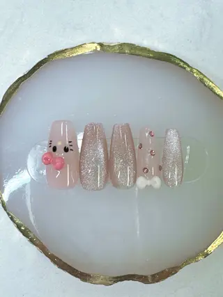 ネイル Queeens nailのネイルデザイン