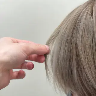 ミディアム カラー パーマ ヘアアレンジ メンズ キッズ ネイル マツエク・マツパ 切りっぱなしヘアボブ ミディアムヘアRYOのヘアスタイル