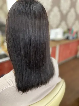 カラー masa ディレクターのヘアスタイル