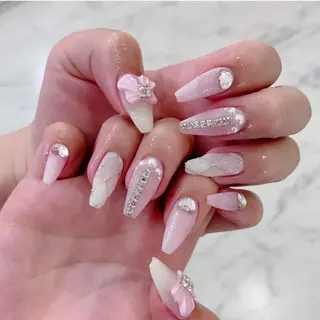 ネイル Queens PUPUのネイルデザイン