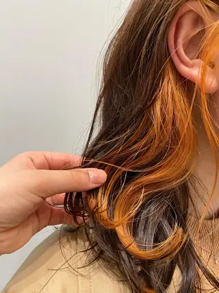 セミロング 壁谷  加保理のヘアスタイル