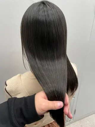 ロング メンズスタイリスト/ 髪質改善/居場のヘアスタイル
