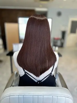 ロング 髪質改善ストレート オルメントのヘアスタイル