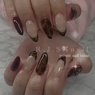 ネイル R.J.S⌘ nailのネイルデザイン