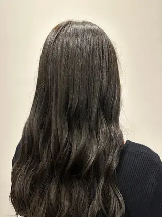 カラー 多田 彩香のヘアスタイル