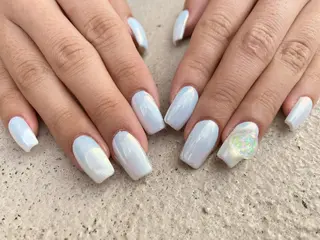 ミディアム ネイル ✴︎ Delightのネイルデザイン