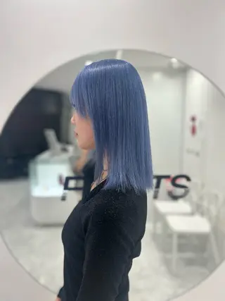 カラー 🤍ハイトーン寒色 🤍MADOKAのヘアスタイル