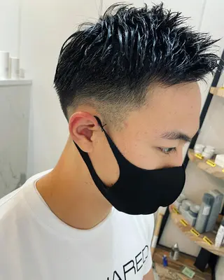 ショート レイヤー べージュ 白石研太のヘアスタイル