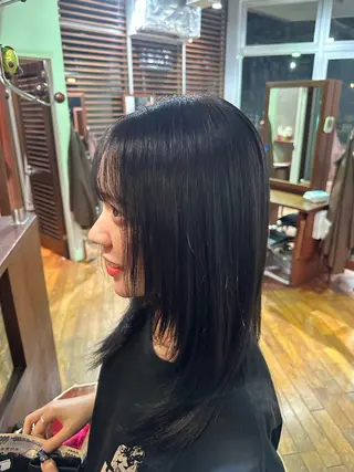 カラー 👑MRN👑 HIROMIのヘアスタイル