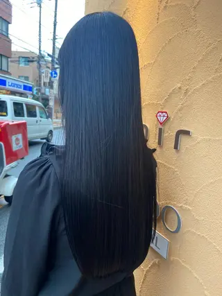 ロング レイヤーカット🖤 SAYAのヘアスタイル