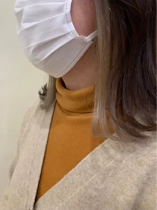ミディアム カラー モデル募集中🩶 𝓡𝓮𝓲𝓻𝓪のヘアスタイル