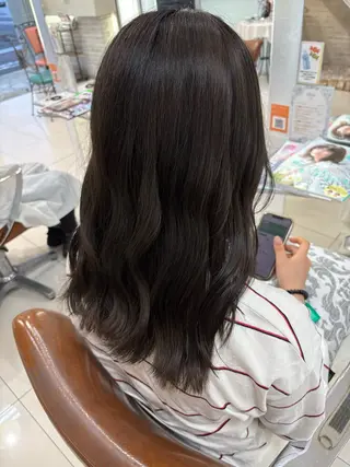 ミディアム カラー 下四日市 翠のヘアスタイル