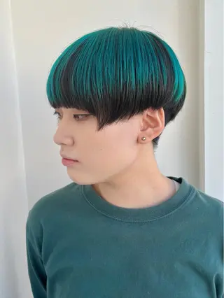 ショート カラー 派手髪デザインカラー ヒロカのヘアスタイル