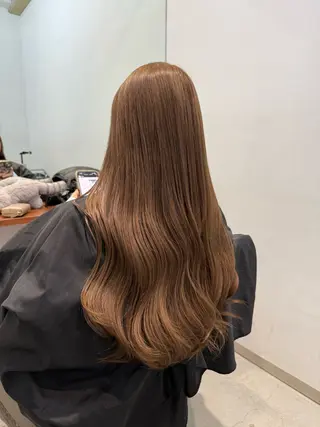 ロング カラー カイリ /レイヤーカットのヘアスタイル