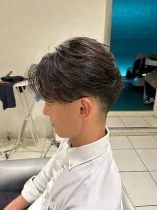ミディアム パーマ メンズパーマ 副店長ユウタのヘアスタイル