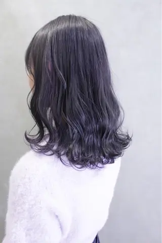 ミディアム カラー ヘアアレンジ lani ブリーチ /ダブルカラーのヘアスタイル