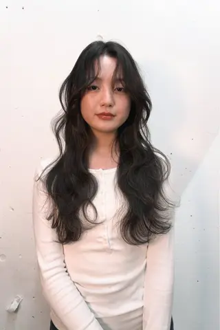 ロング Pia ツボイ ケイタのヘアスタイル