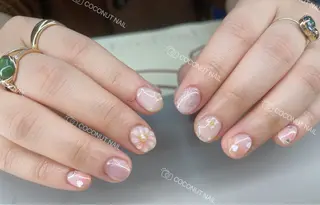 ネイル 神田 ココナッツのネイルデザイン