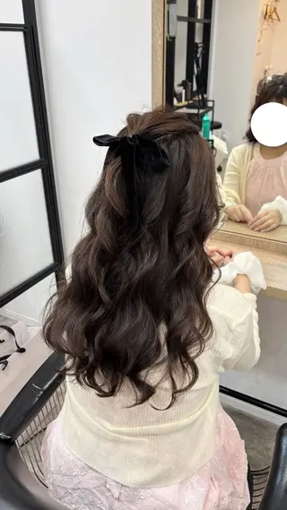 ロング ヘアアレンジ 大阪／ハイトーン ／アレンジ／りなのヘアスタイル