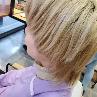 ミディアム カラー 谷 結奈のヘアスタイル