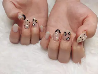 ネイル Nailspeace Omalyのネイルデザイン