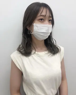 ミディアム 三輪 恭平のヘアスタイル