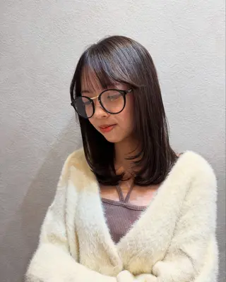 ミディアム カラー newi まーぼーのヘアスタイル