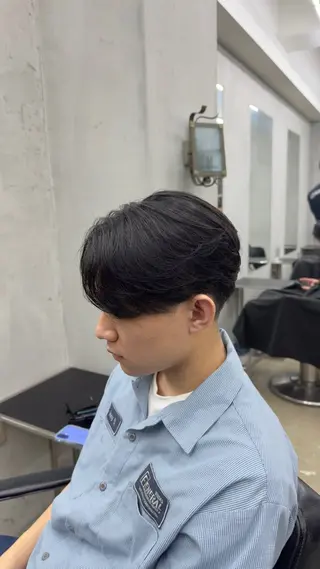パーマ メンズ 田中 辰弥のヘアスタイル