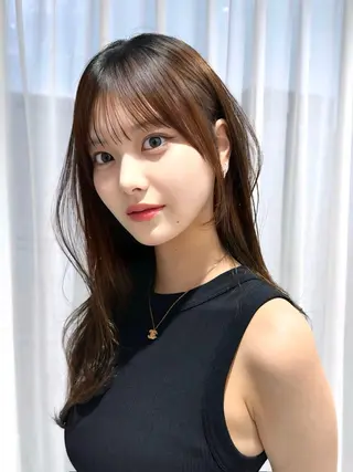 セミロング けんけん cachecacheのヘアスタイル