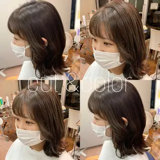 ミディアム 小澤 志穂のヘアスタイル