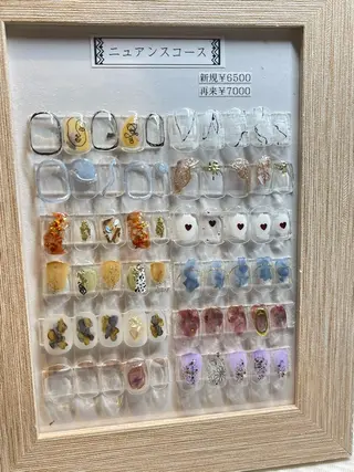 ネイル .. momoko🕊のネイルデザイン