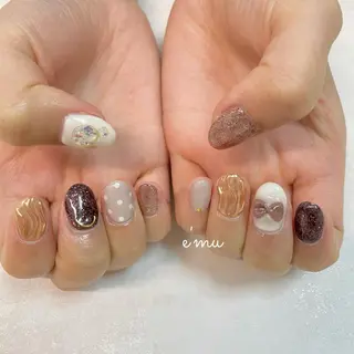 ネイル nail salon e'mu💐のネイルデザイン