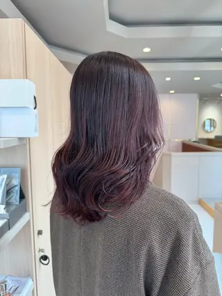 カラー AYATO 'のヘアスタイル