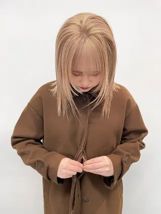 ミディアム カラー オカモト ミユウのヘアスタイル