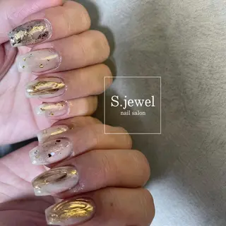 ネイル S. JEWELのネイルデザイン