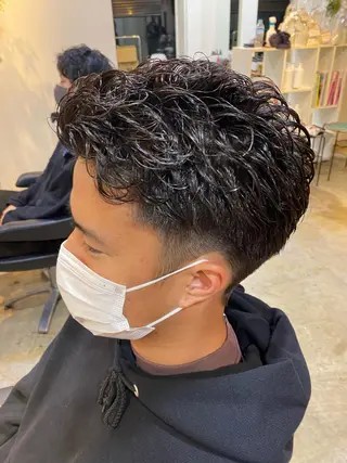 ショート メンズ バレイヤージュ職人 🔥代表YU-SHIのヘアスタイル