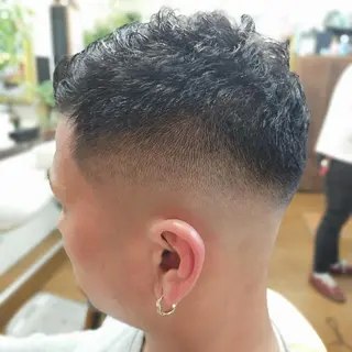 ショート メンズ おしゃれさろんオオキ所属・男を磨く Barber オオキのヘアスタイル