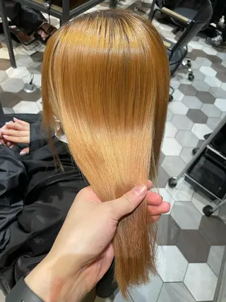 セミロング 髪質改善、縮毛矯正 酸性縮毛矯正のヘアスタイル