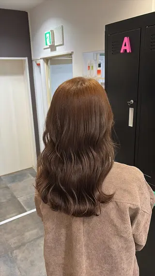ロング カラー 坂 美来乃のヘアスタイル