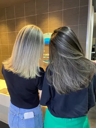 セミロング 呉屋 愛音のヘアスタイル