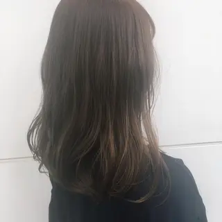 セミロング カラー RINA🧤 デザインとボブのヘアスタイル