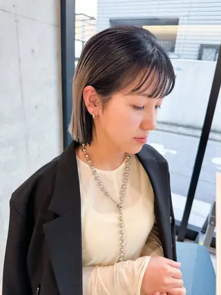 ショート カラー ヘアアレンジ ミニボブ/ブリーチ 🌈MISATOのヘアスタイル