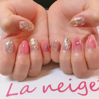 ネイル La neige* yuki 🐩🌙のネイルデザイン