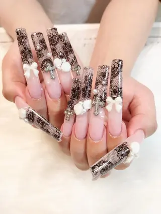 ネイル DI'A ネイルサロンのネイルデザイン