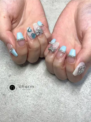 ネイル ネイルルーム チャームのネイルデザイン